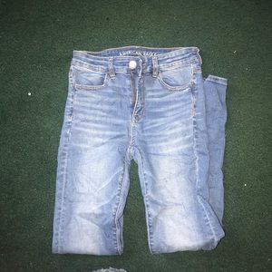 American Eagle size 6 Long jeans